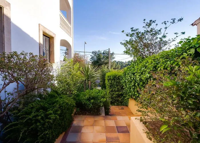 Villa Bonanova By Priority